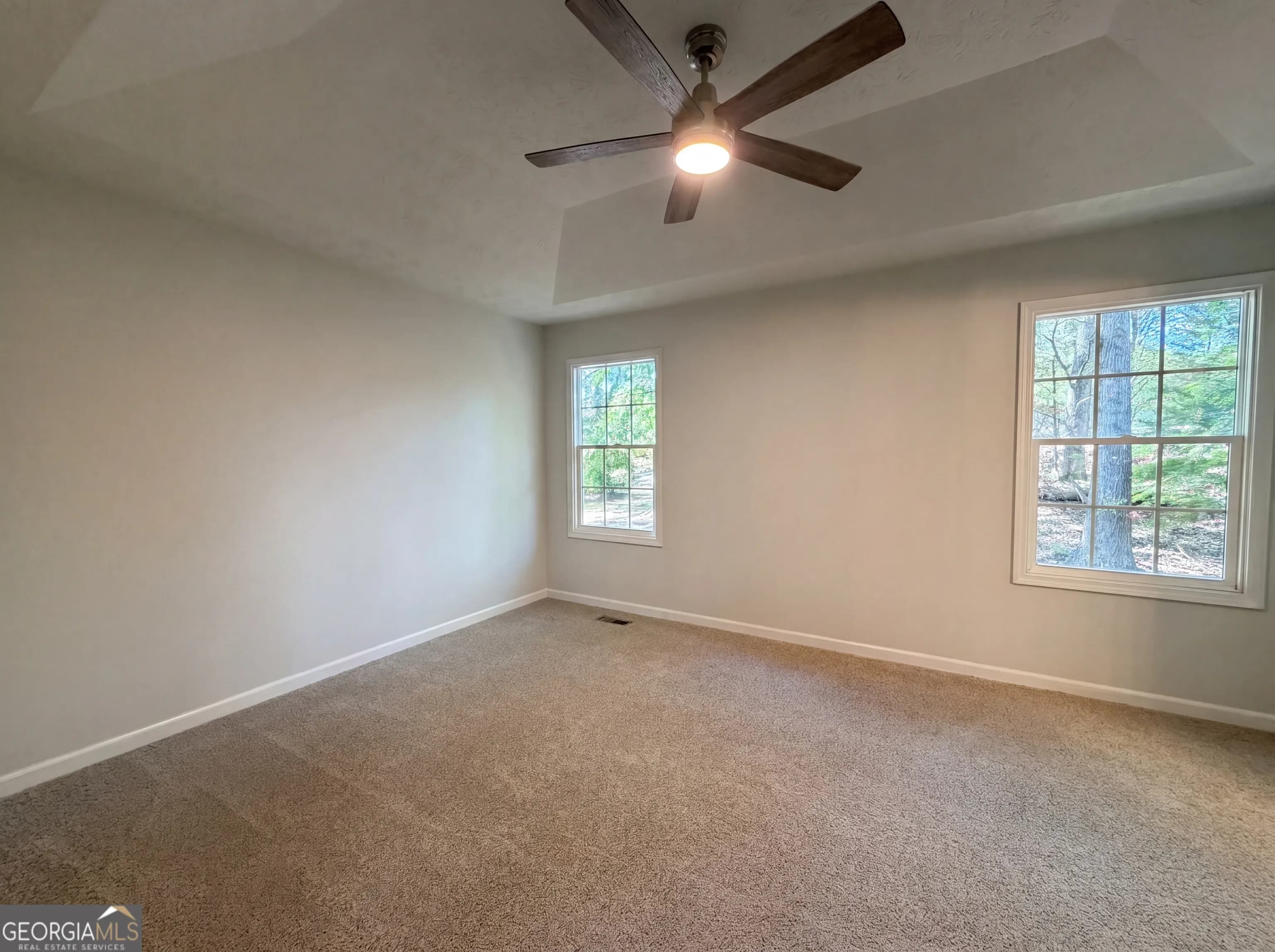 123 Burton Dr — photo 6 of 25