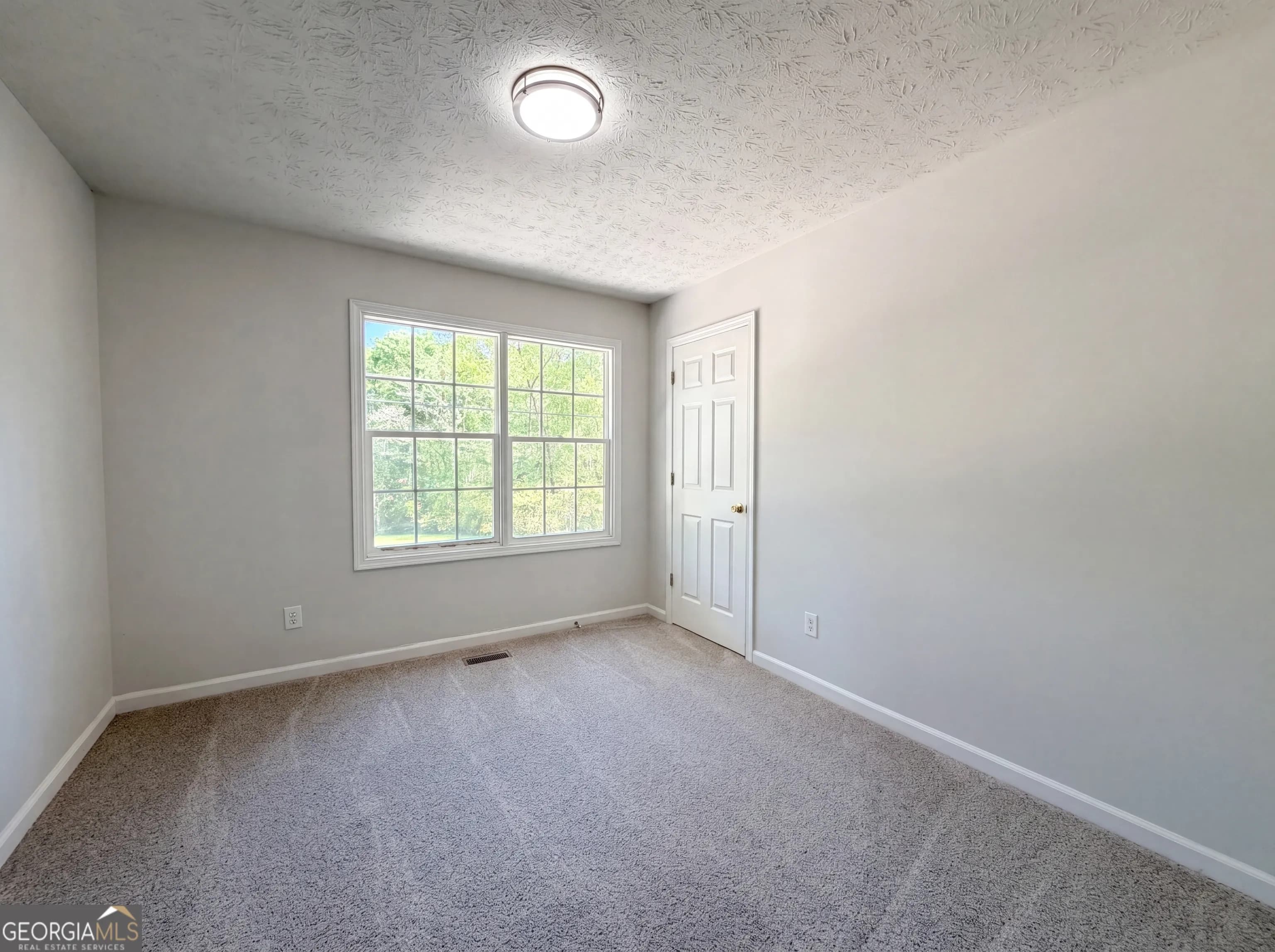 123 Burton Dr — photo 7 of 25