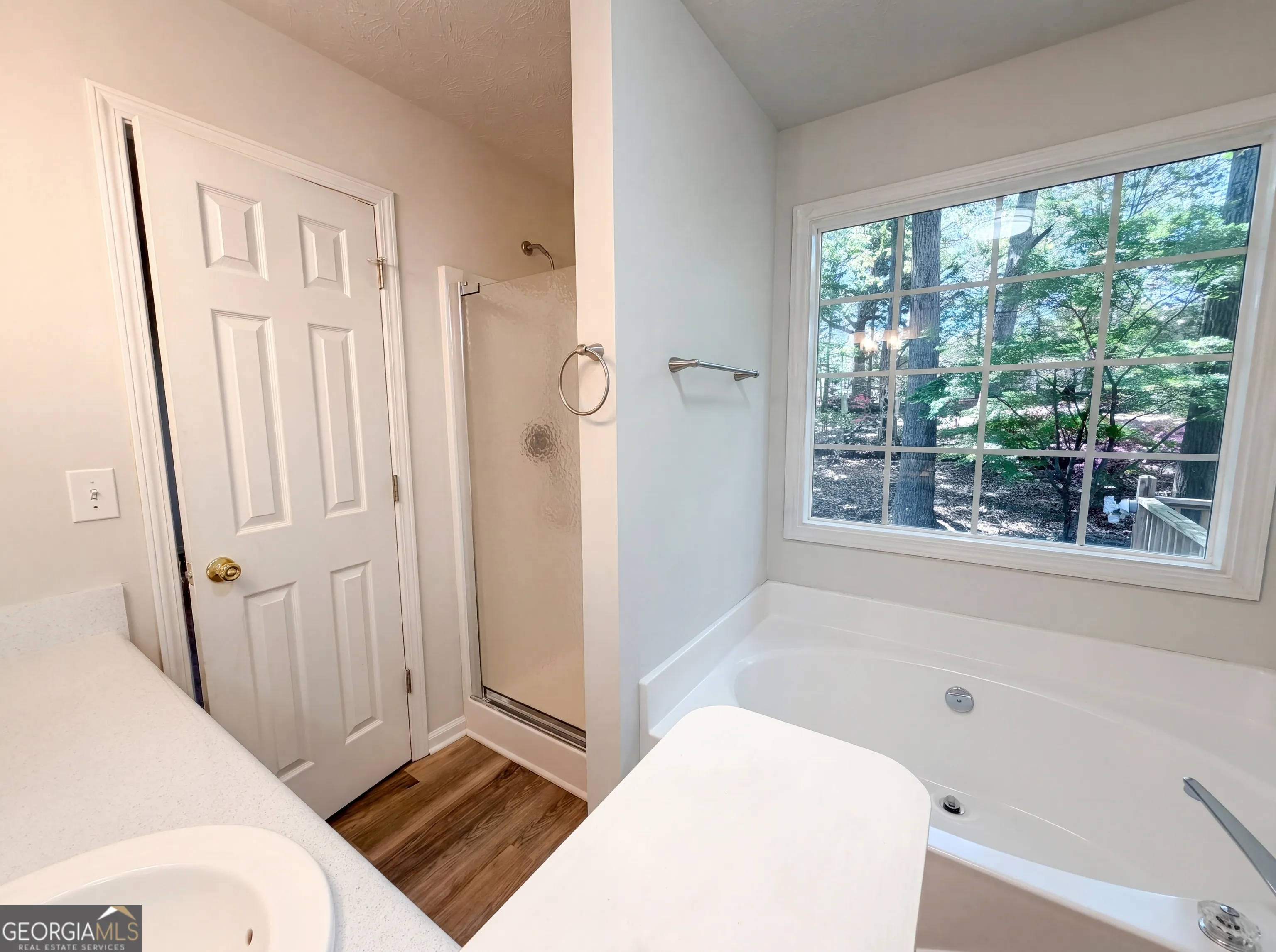 123 Burton Dr — photo 11 of 25