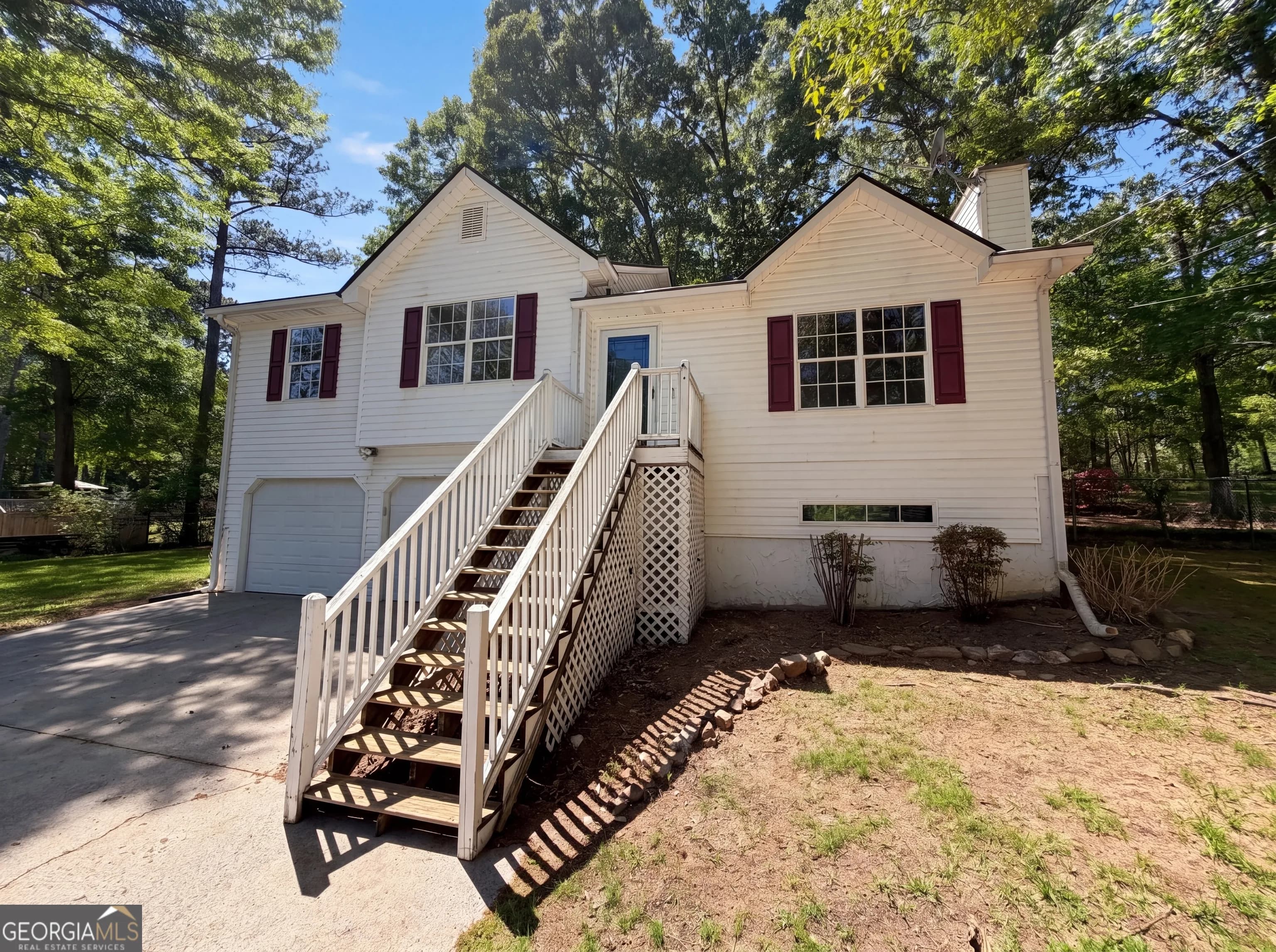 123 Burton Dr — photo 2 of 25