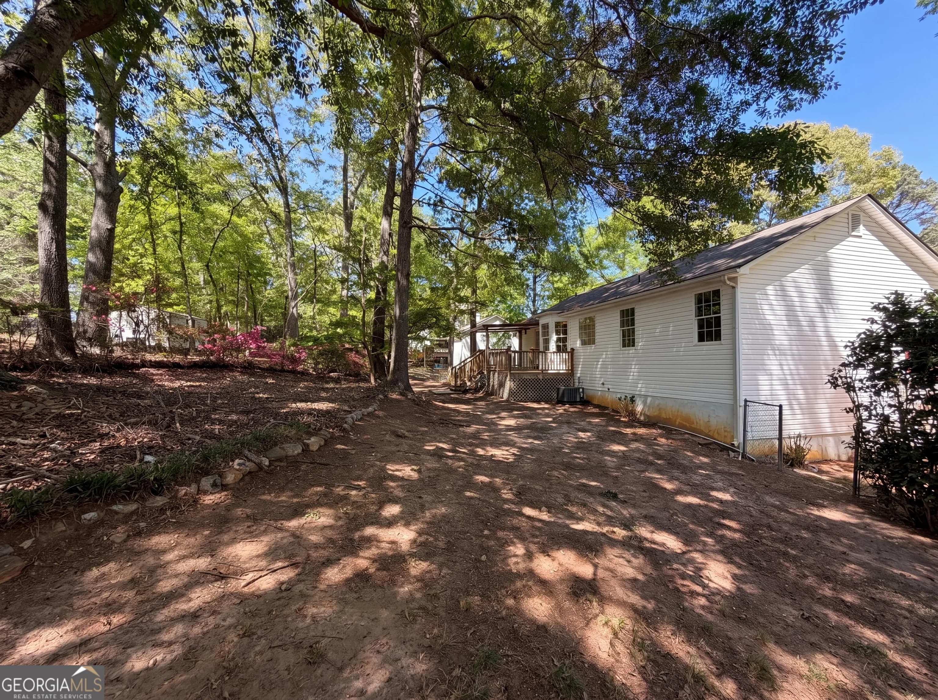 123 Burton Dr — photo 16 of 25