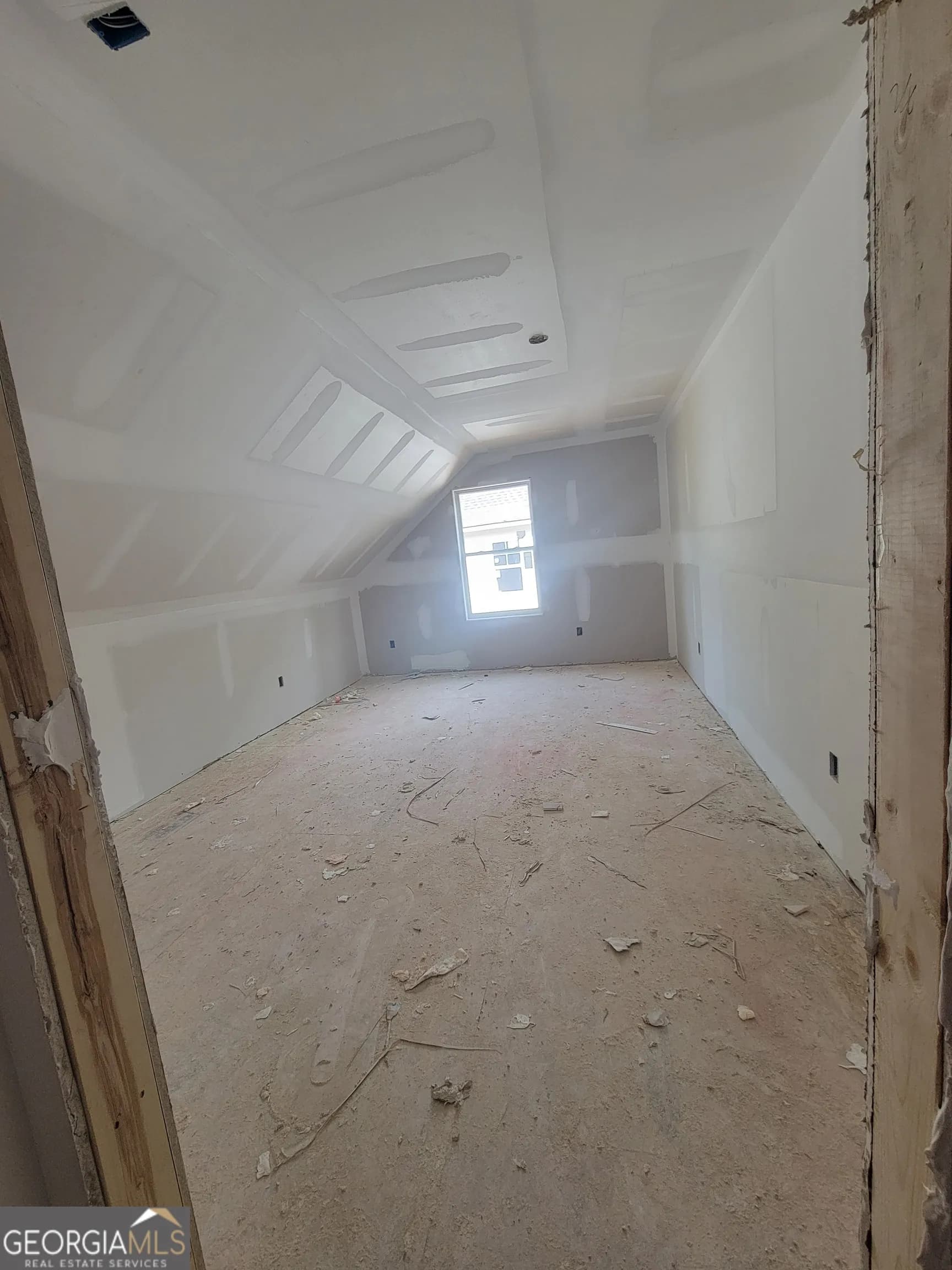 2455 Ashton Dr — photo 12 of 12