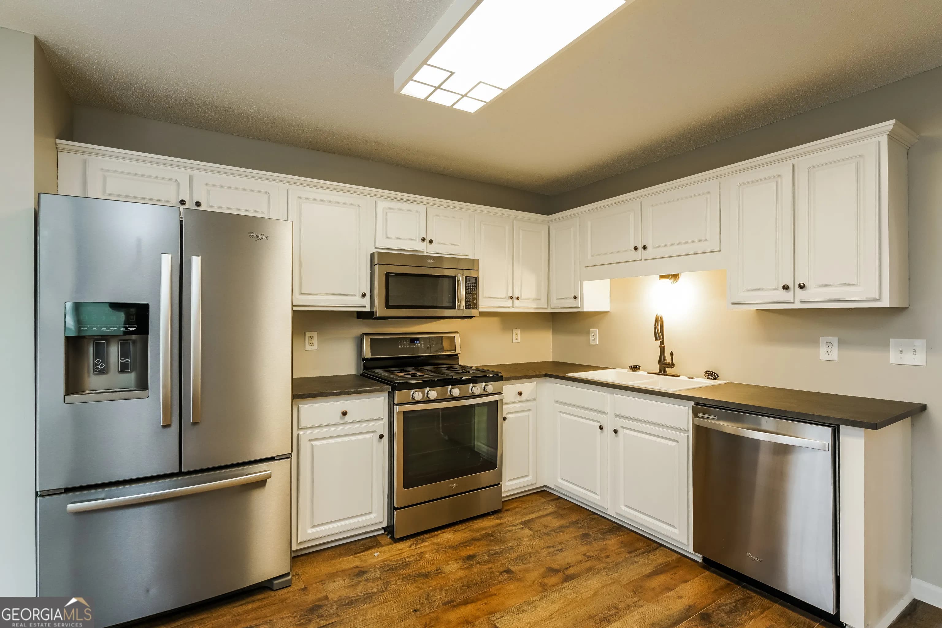 89 Summer Creek Pl — photo 12 of 15