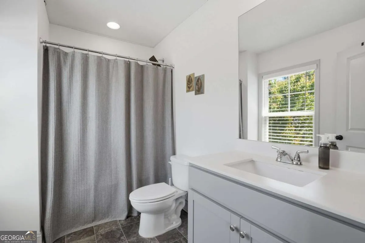 1025 Flagstone Way — photo 16 of 47