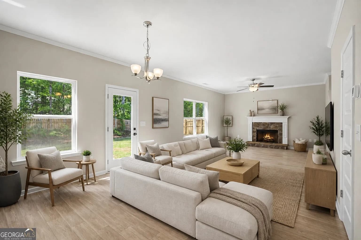 176 Elivia Way — photo 4 of 56