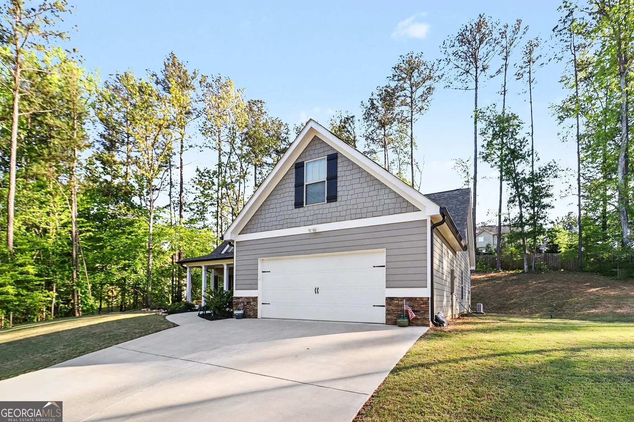 5955 Crowley Dr — photo 2 of 26