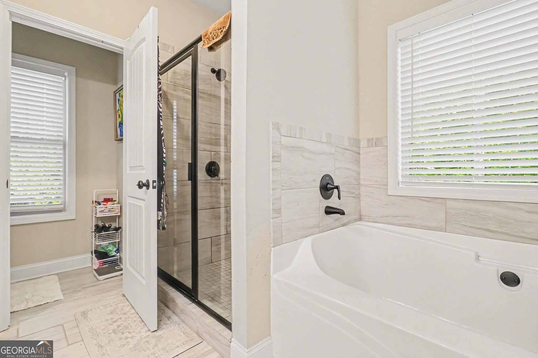 5955 Crowley Dr — photo 6 of 26