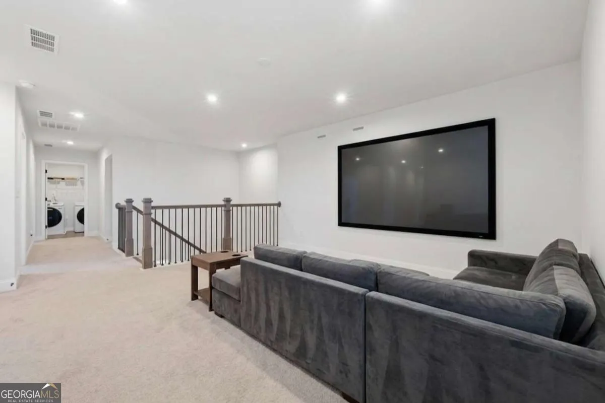 14 Ledgemont Way — photo 10 of 36