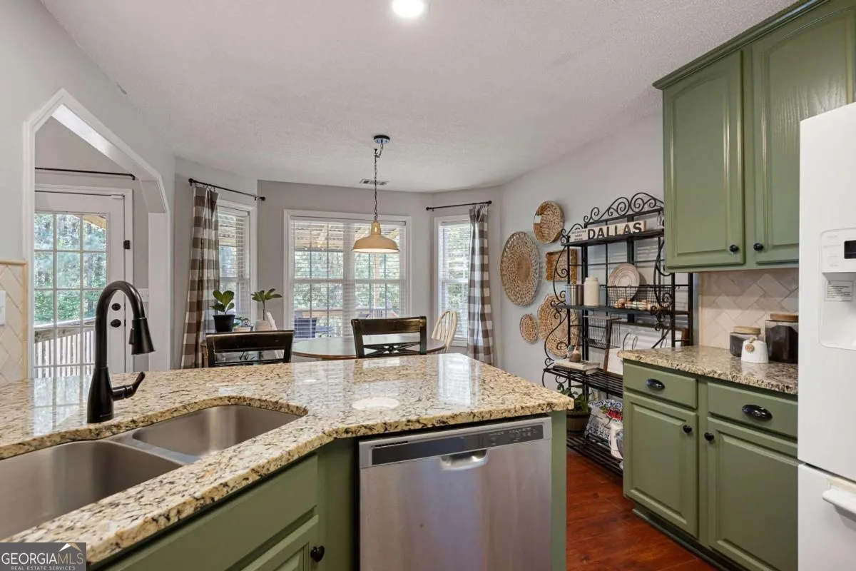 227 Dunleith Dr — photo 4 of 46