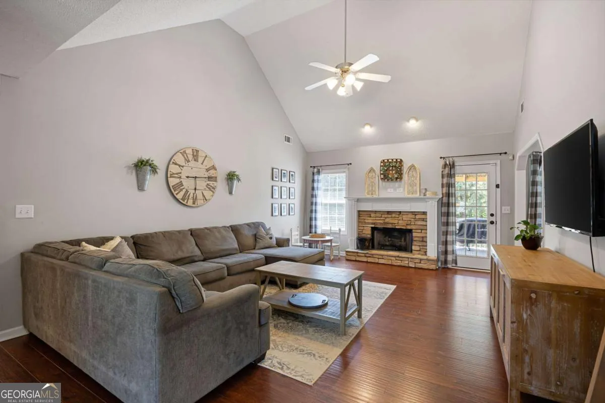 227 Dunleith Dr — photo 13 of 46