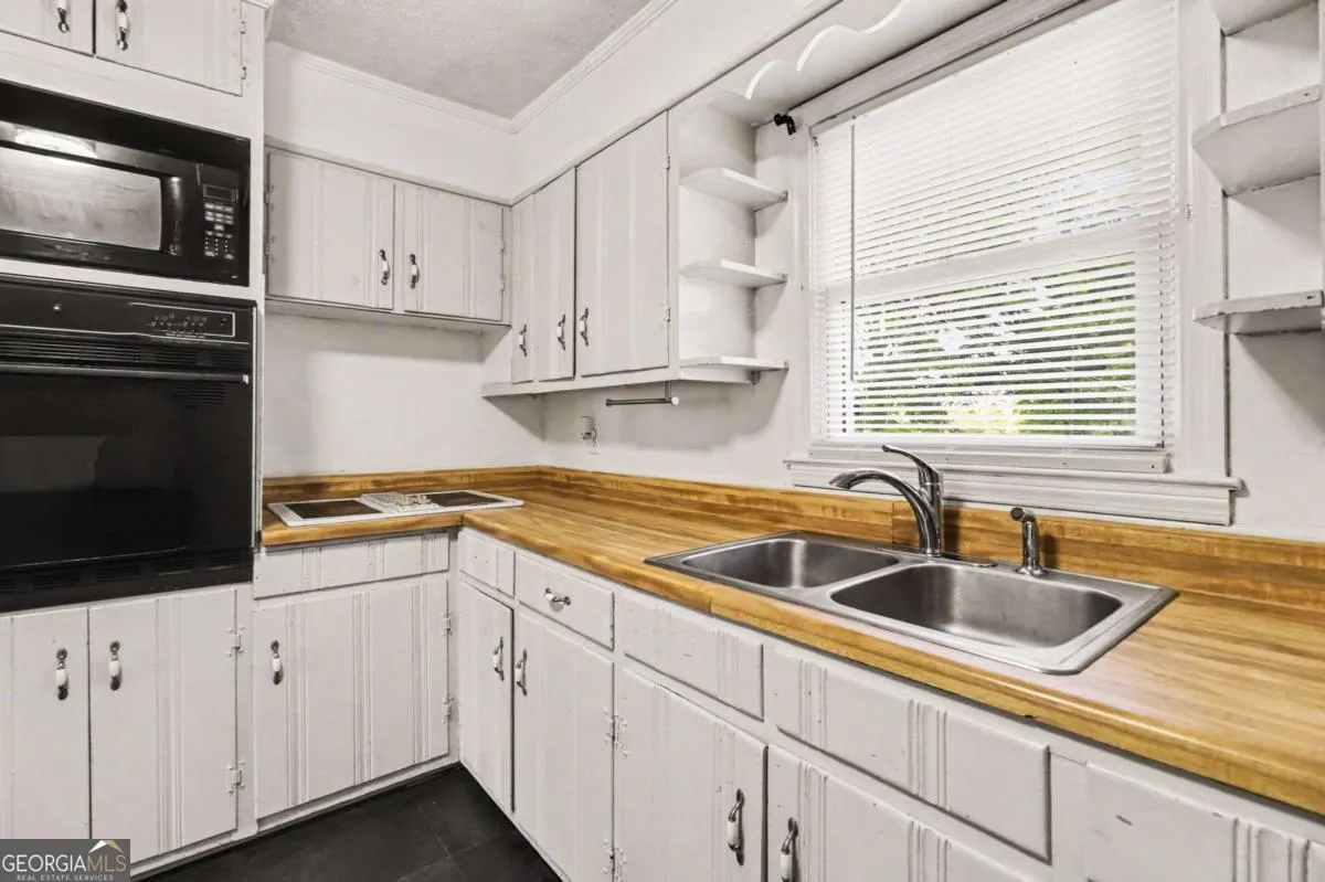 1472 E 166 Hwy — photo 21 of 23