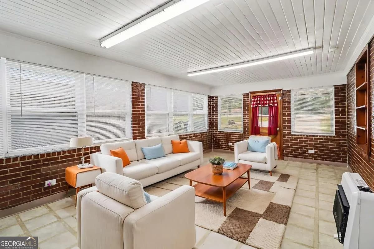 1472 E 166 Hwy — photo 18 of 23