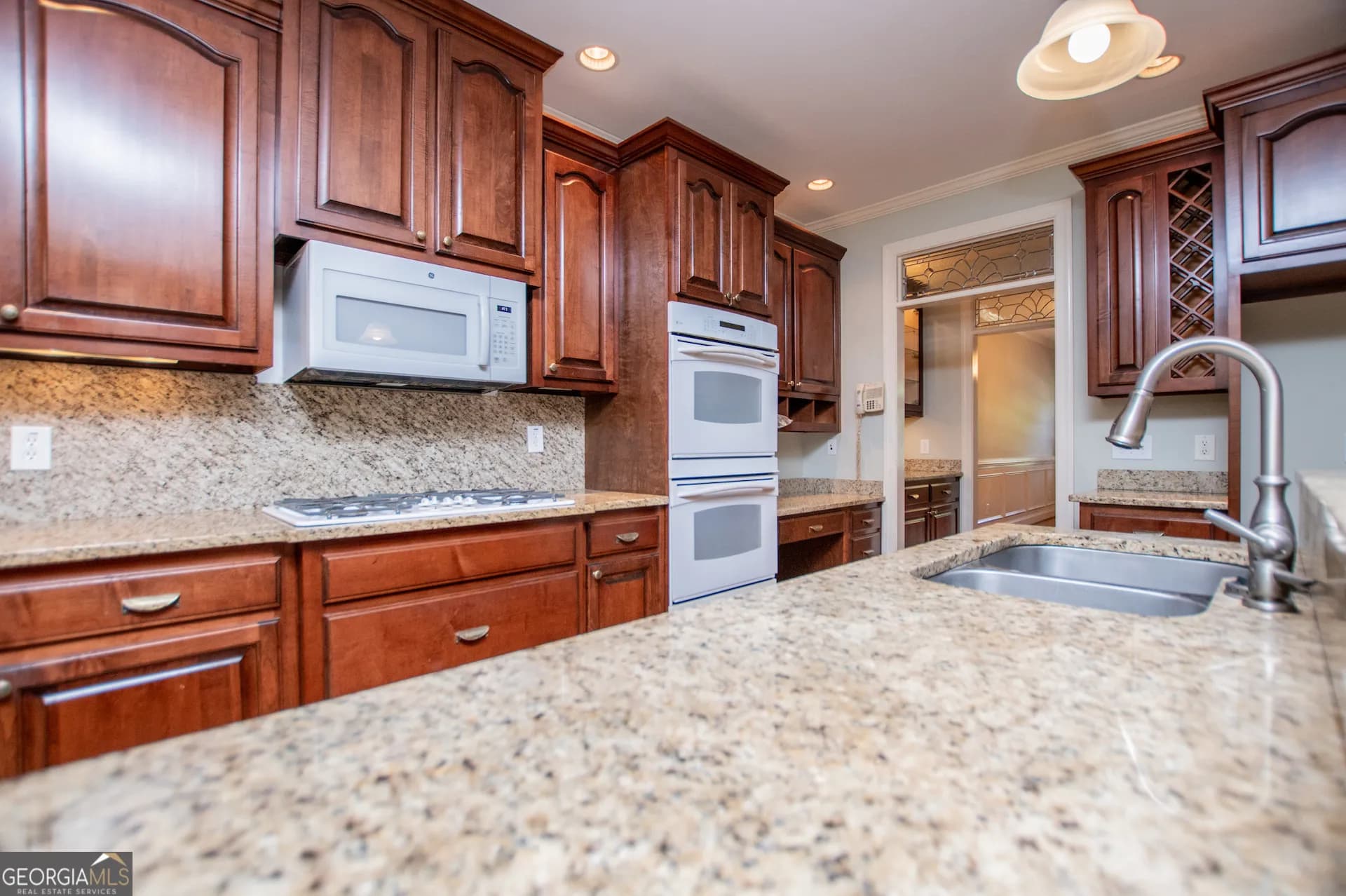 133 Stonegate Trl — photo 11 of 102