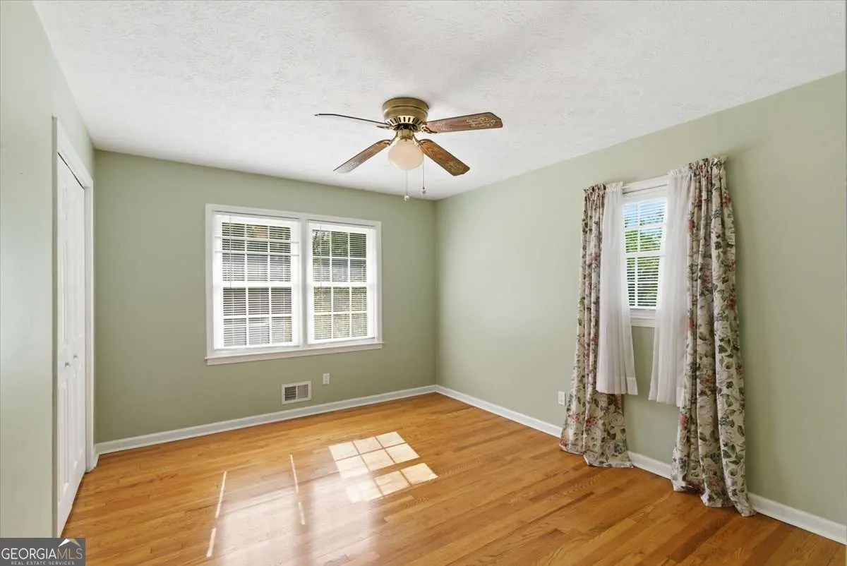 3293 Bright Star Rd — photo 5 of 35