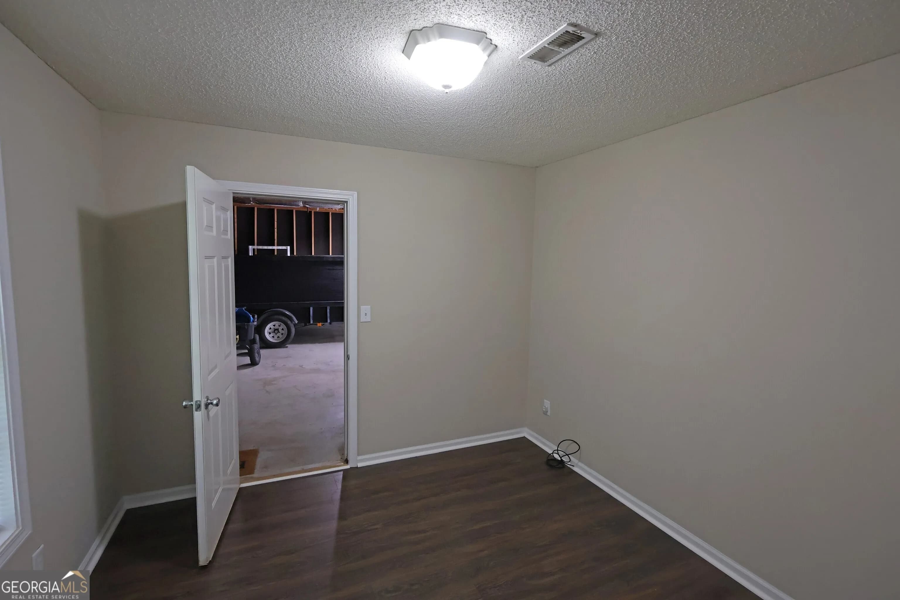 80 Oak Vale Ln — photo 32 of 48