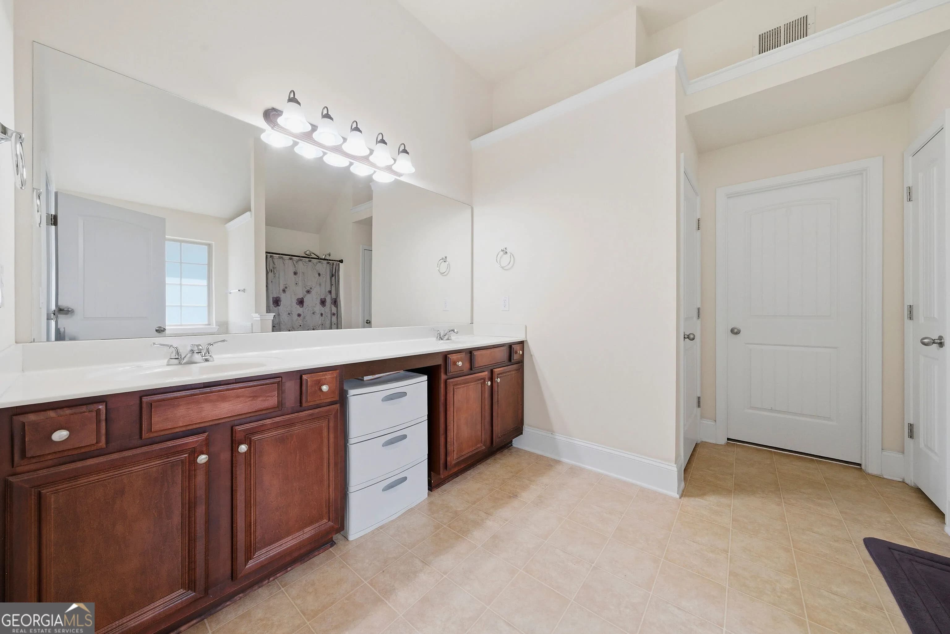 3581 Morinda Dr — photo 31 of 44