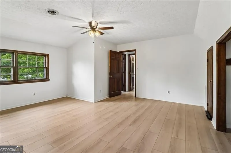 556 Hitchcock Rd — photo 30 of 61