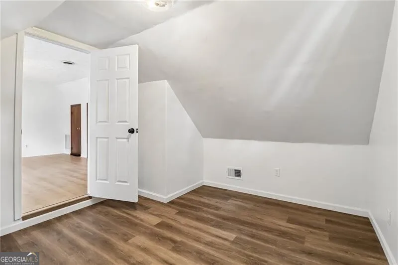 556 Hitchcock Rd — photo 34 of 61