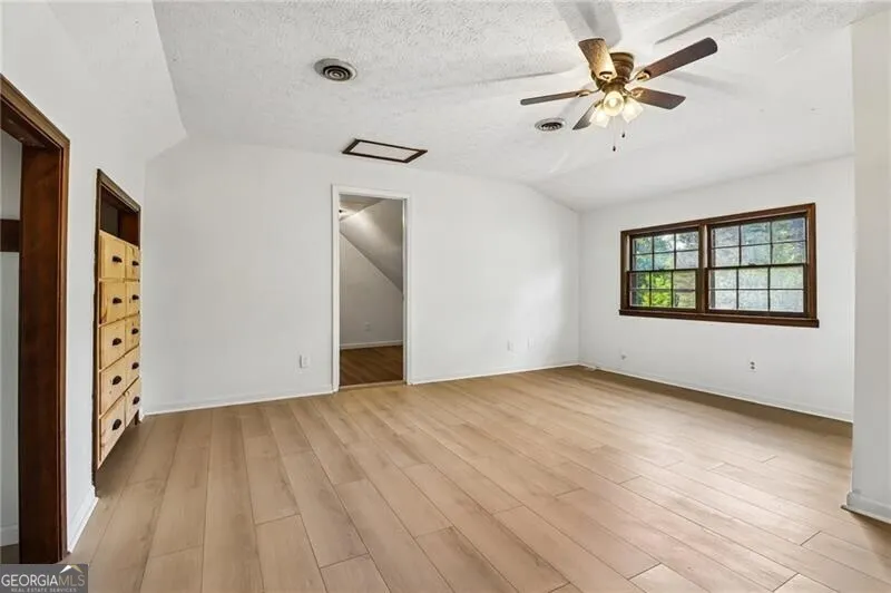 556 Hitchcock Rd — photo 29 of 61