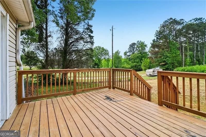 556 Hitchcock Rd — photo 38 of 61