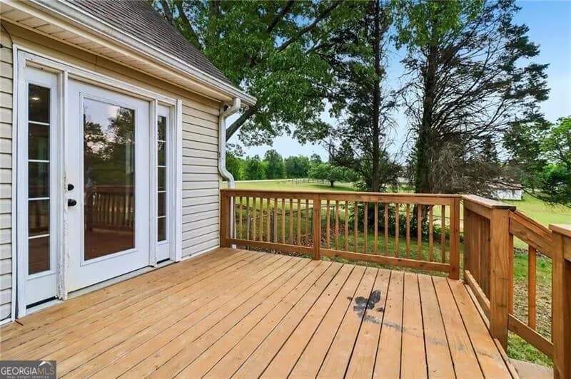 556 Hitchcock Rd — photo 37 of 61