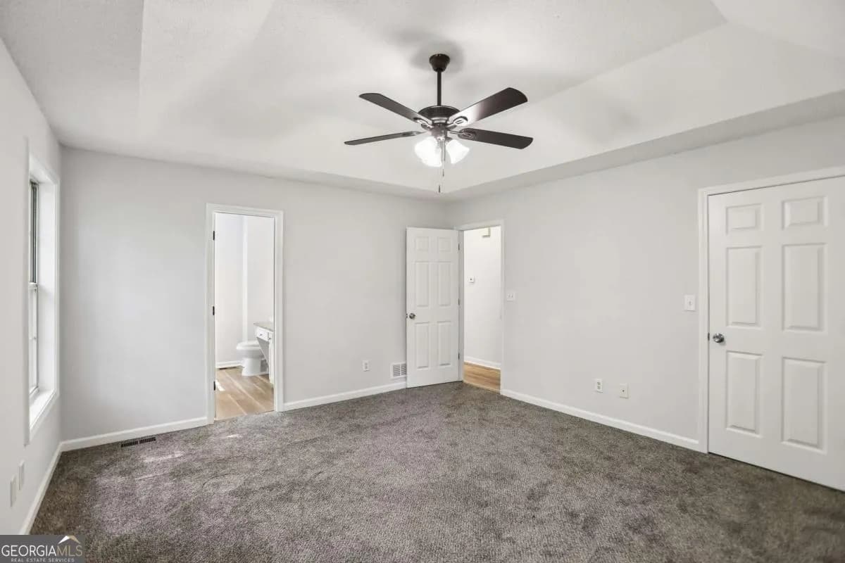 43 Gina Ct — photo 9 of 41