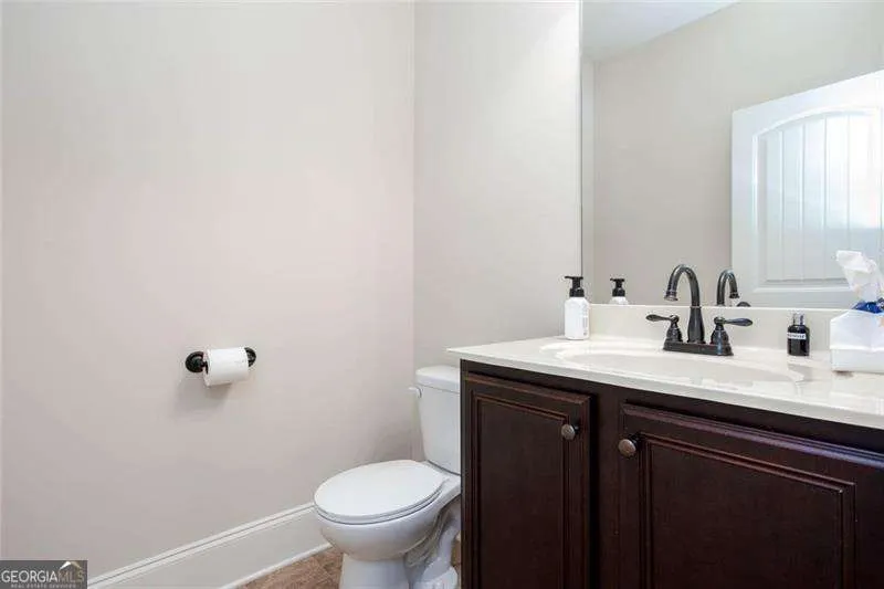 91 Ashbury Cir — photo 18 of 64