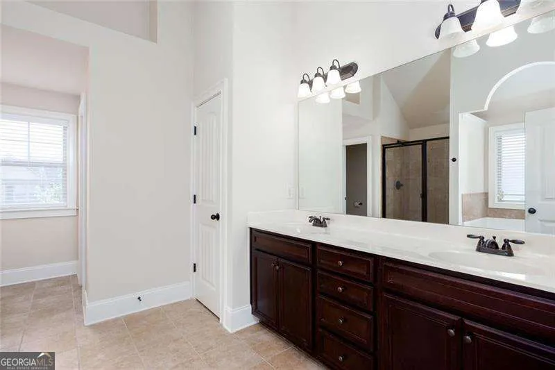 91 Ashbury Cir — photo 22 of 64