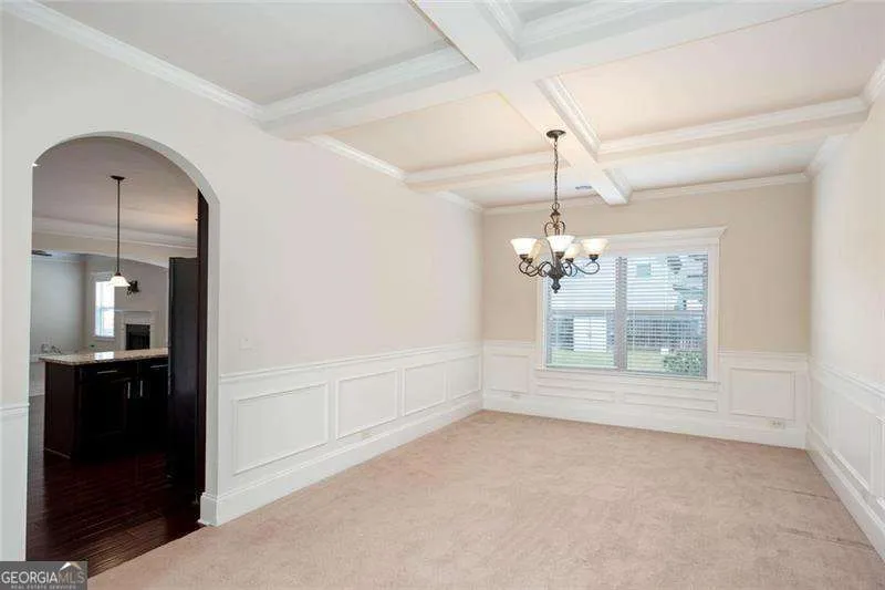 91 Ashbury Cir — photo 3 of 64