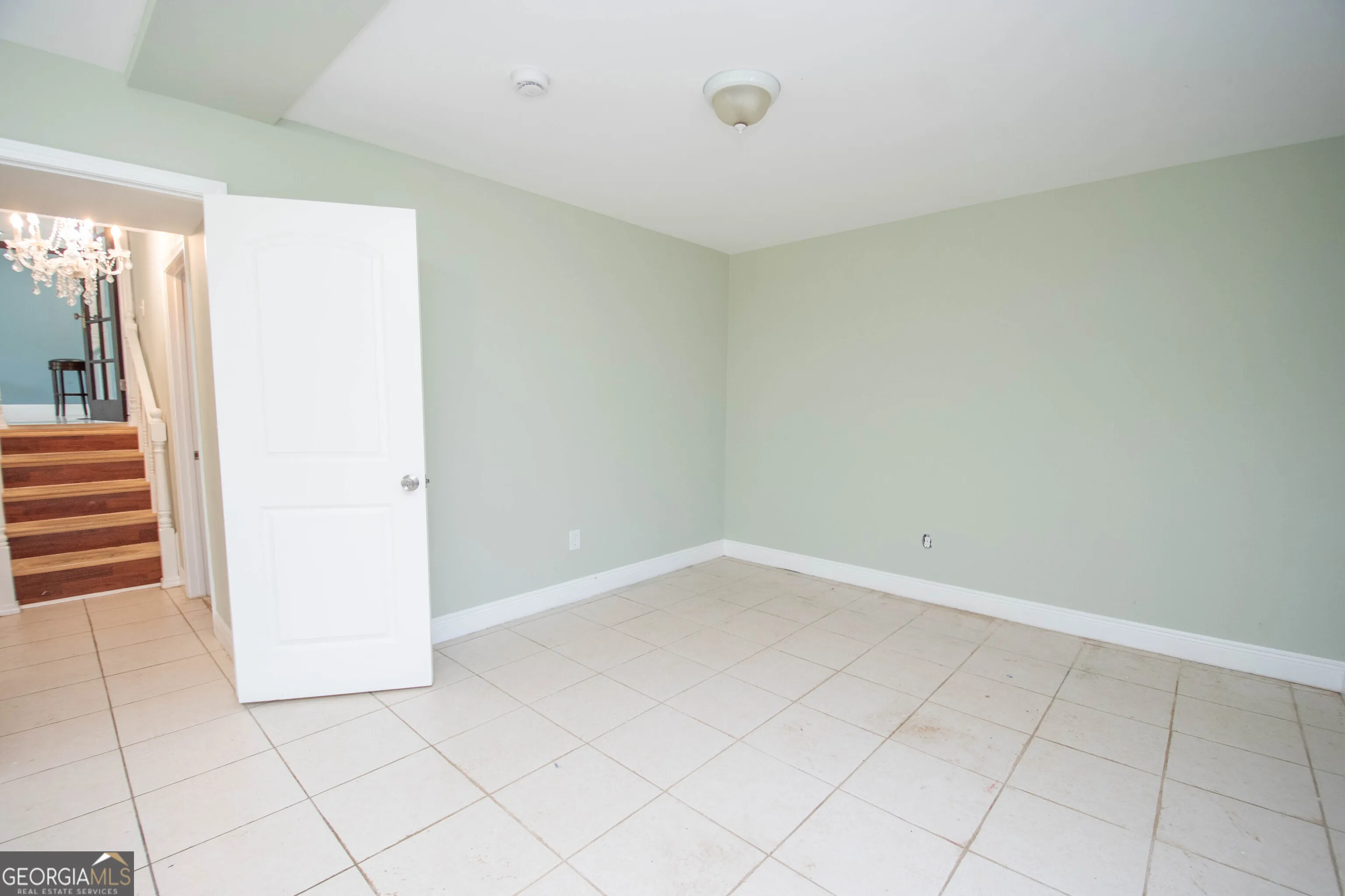 420 Henson Cir — photo 5 of 24