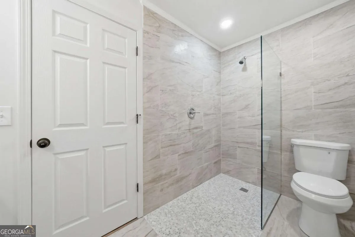 166 Old Stone Rd — photo 7 of 38