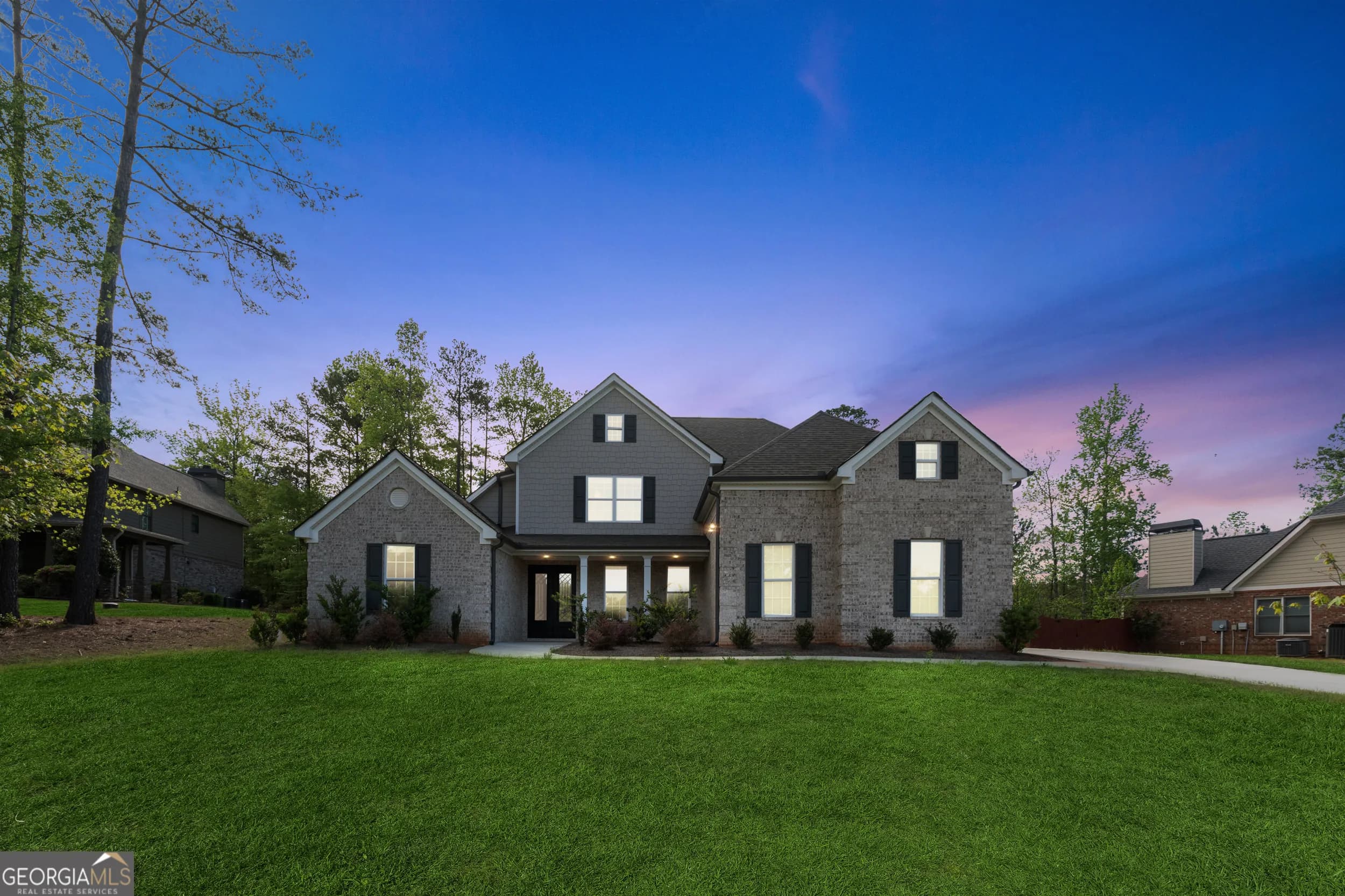 7260 Bluewater Ln — photo 2 of 57