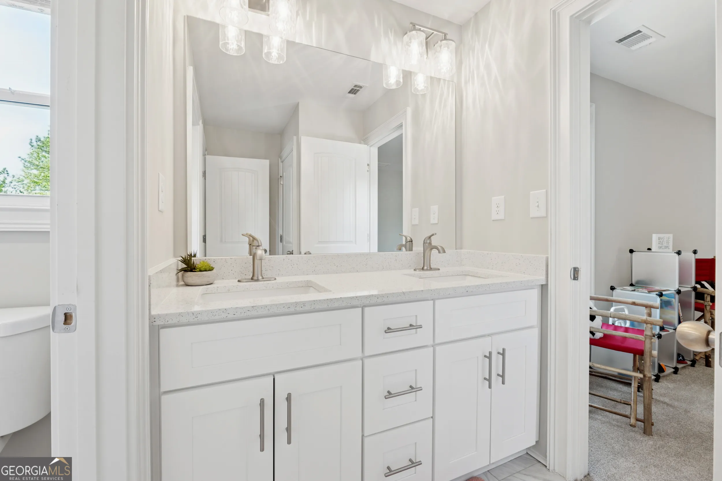 7260 Bluewater Ln — photo 23 of 57