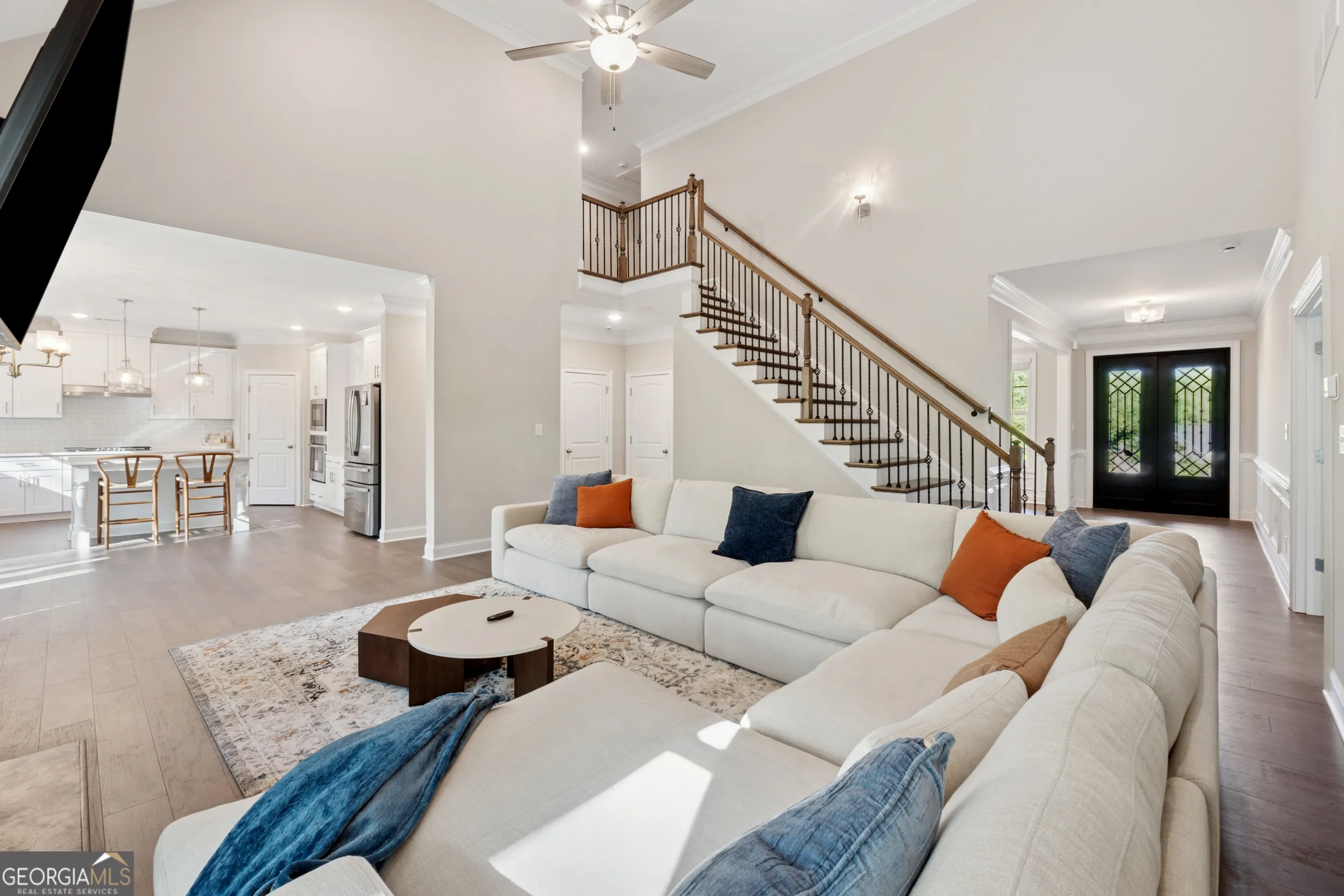 7260 Bluewater Ln — photo 4 of 57