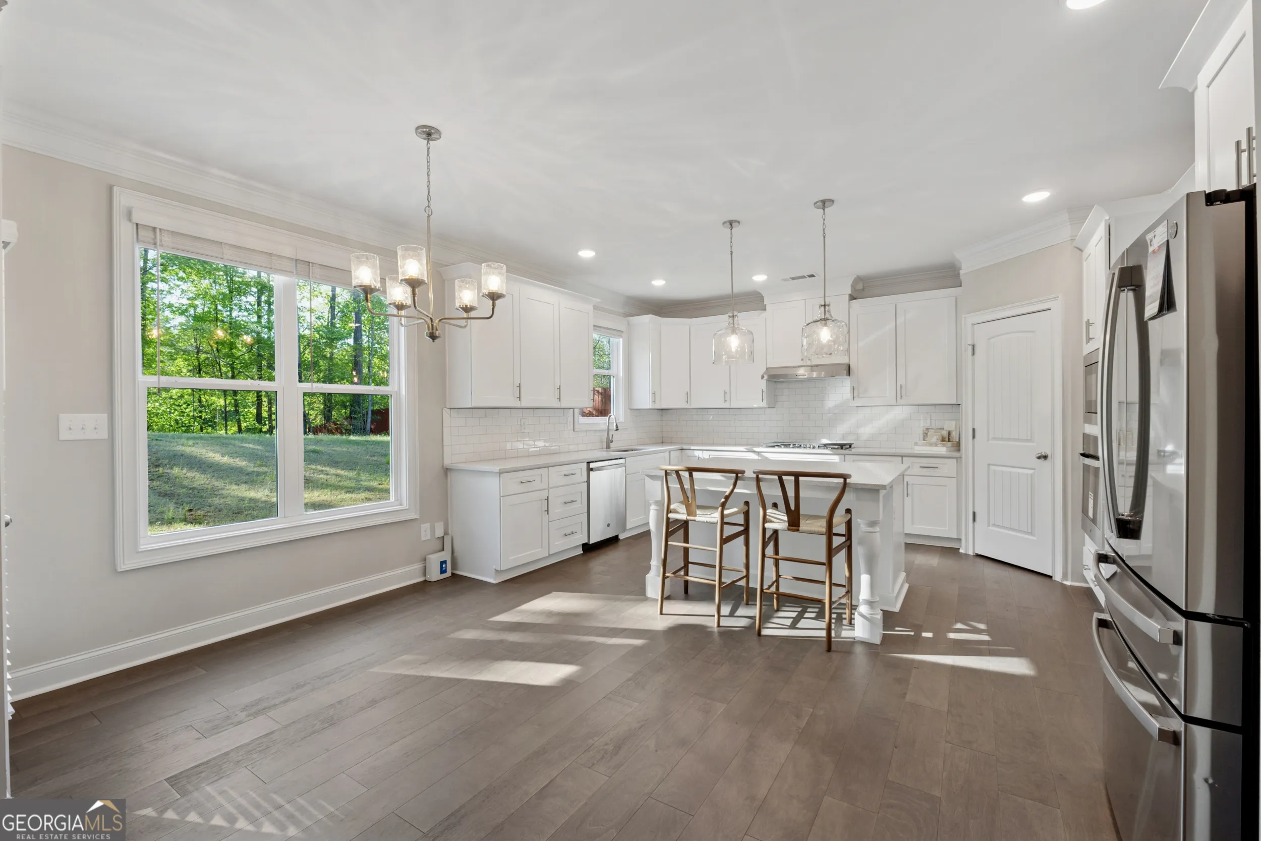 7260 Bluewater Ln — photo 8 of 57