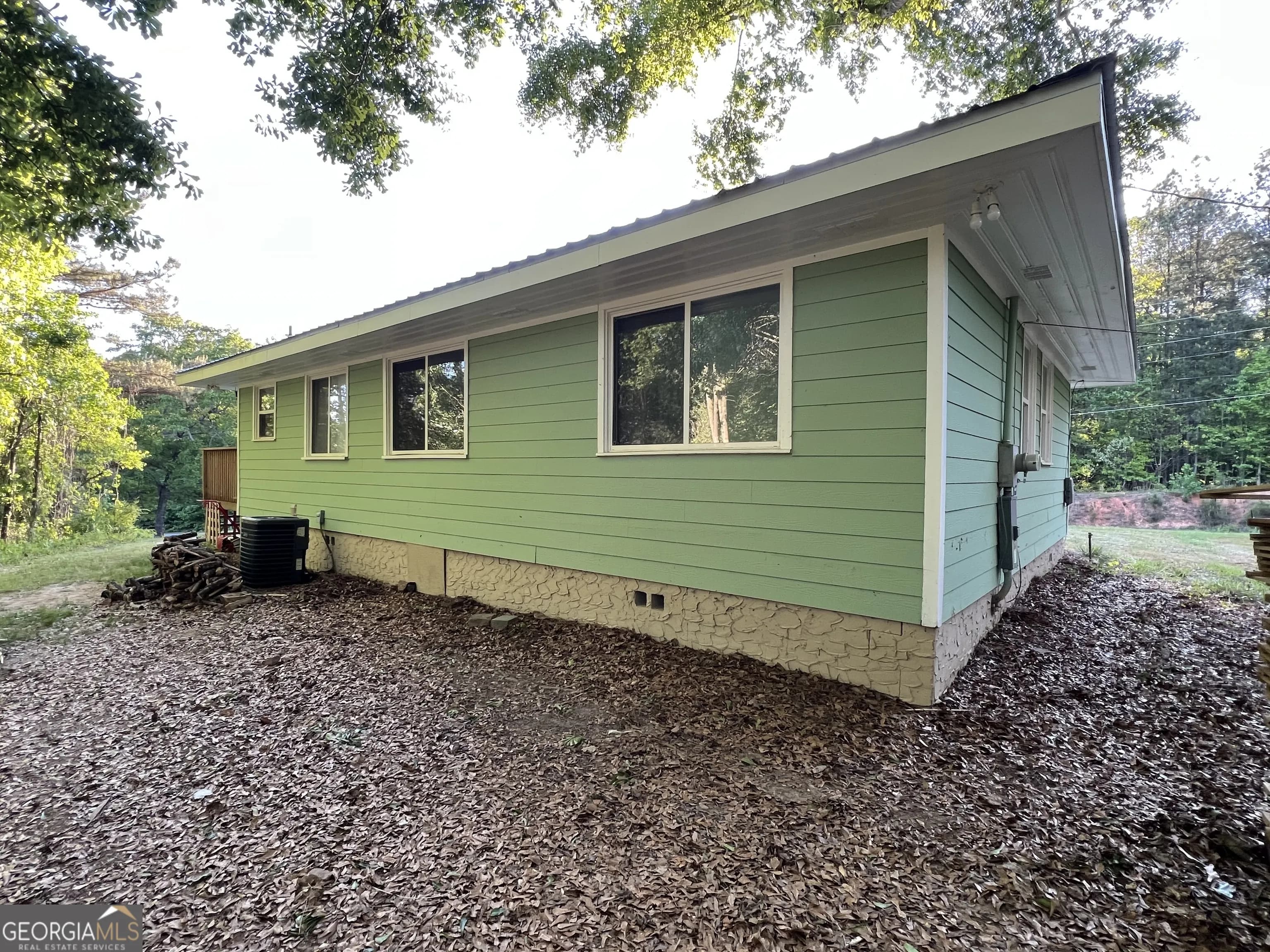 505 Beaver Pond Rd — photo 2 of 4