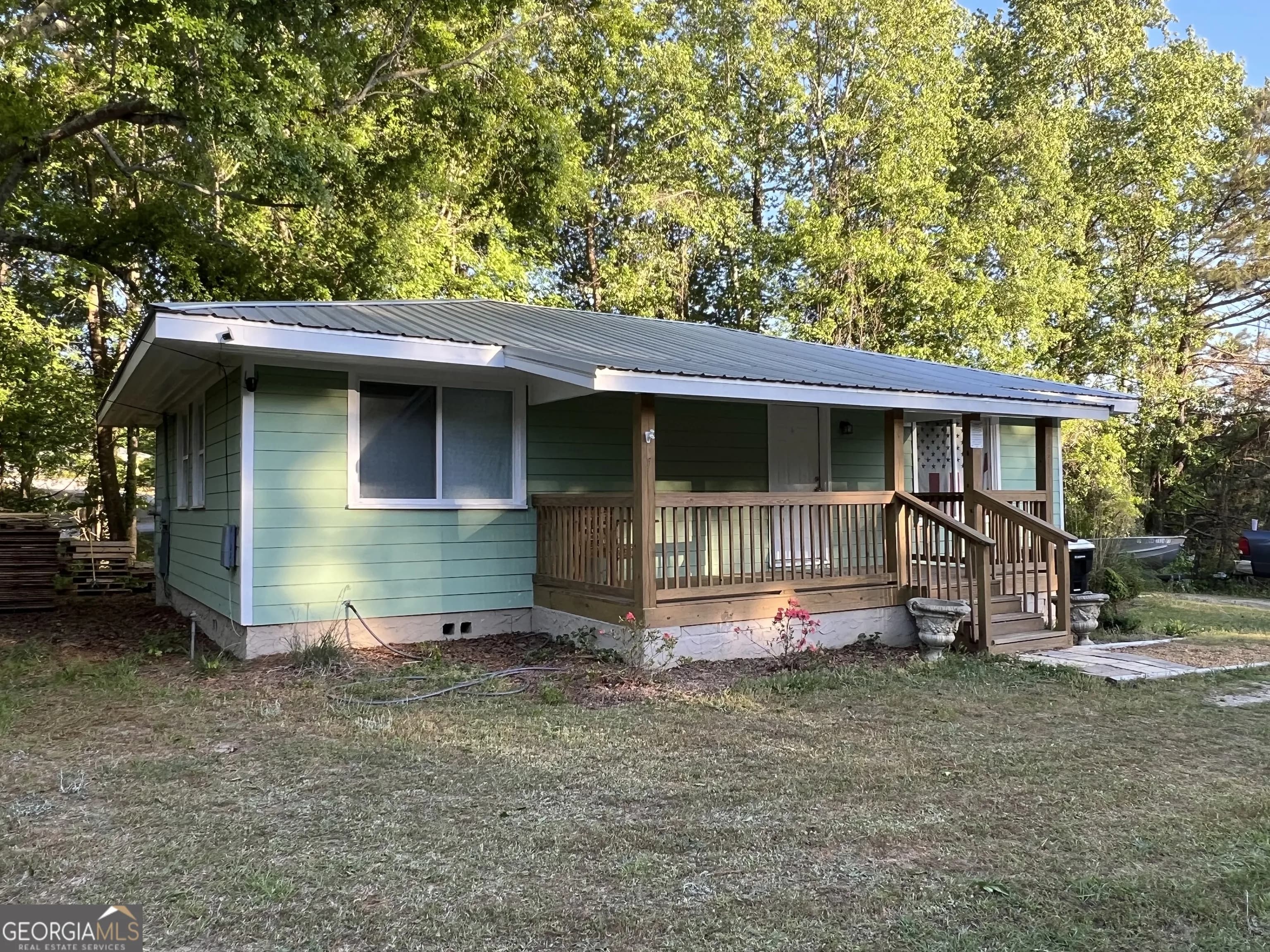 505 Beaver Pond Rd — photo 3 of 4