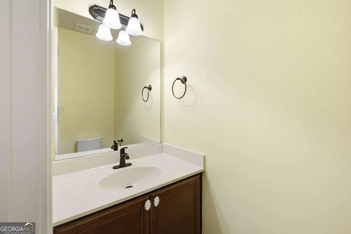 3890 Savannah Trce — photo 8 of 45