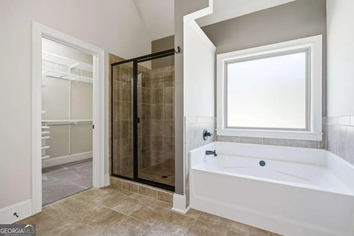 3890 Savannah Trce — photo 14 of 45