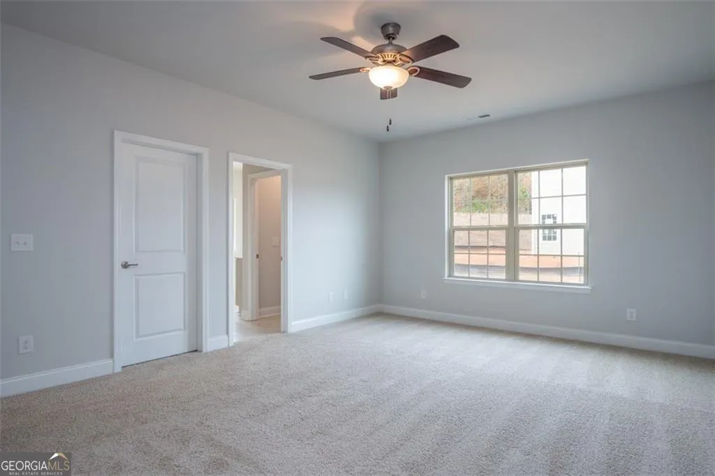 3028 Fairway Dr — photo 10 of 24