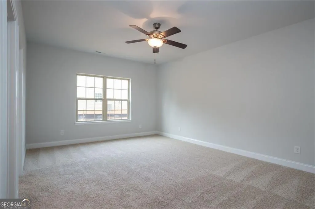 3028 Fairway Dr — photo 9 of 24