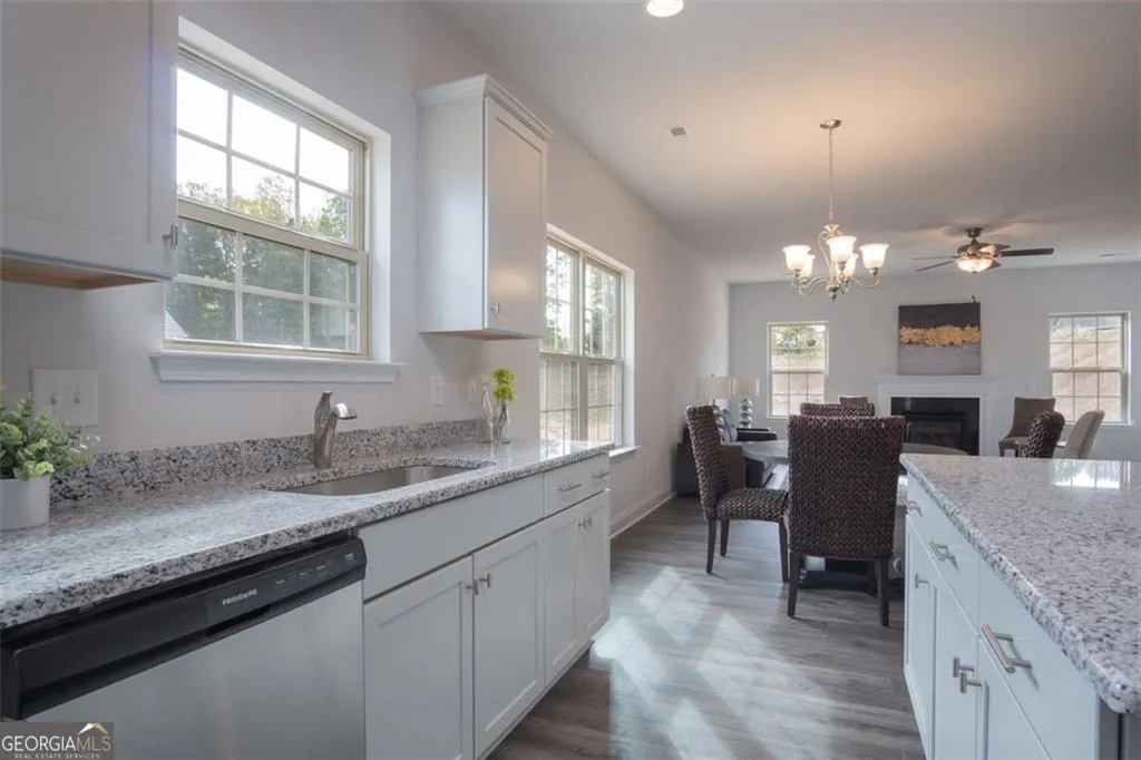 3028 Fairway Dr — photo 21 of 24