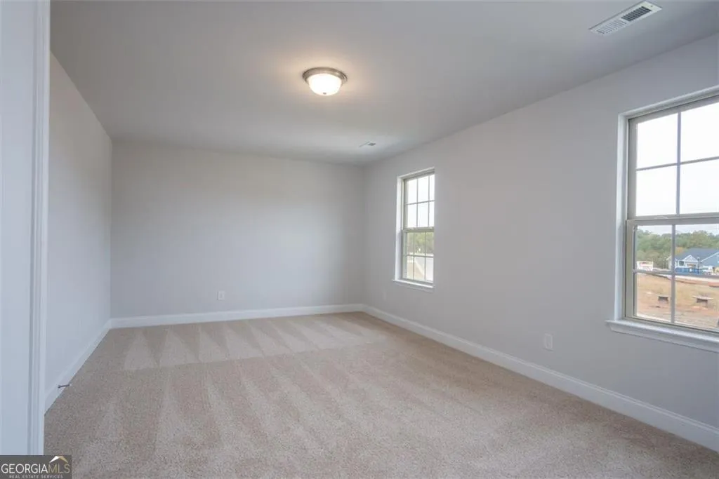 3028 Fairway Dr — photo 4 of 24