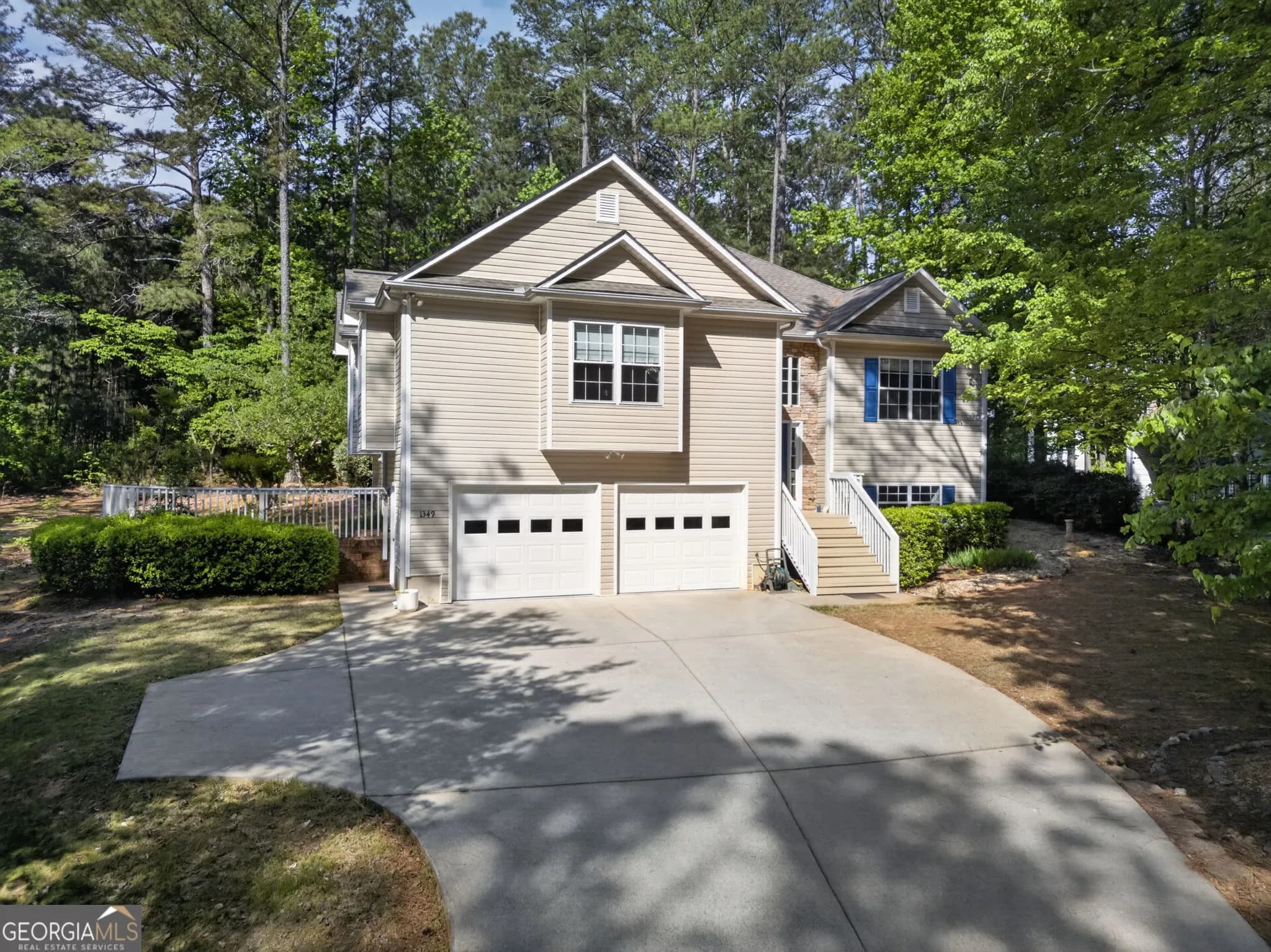 1349 Southgate Dr — photo 2 of 34