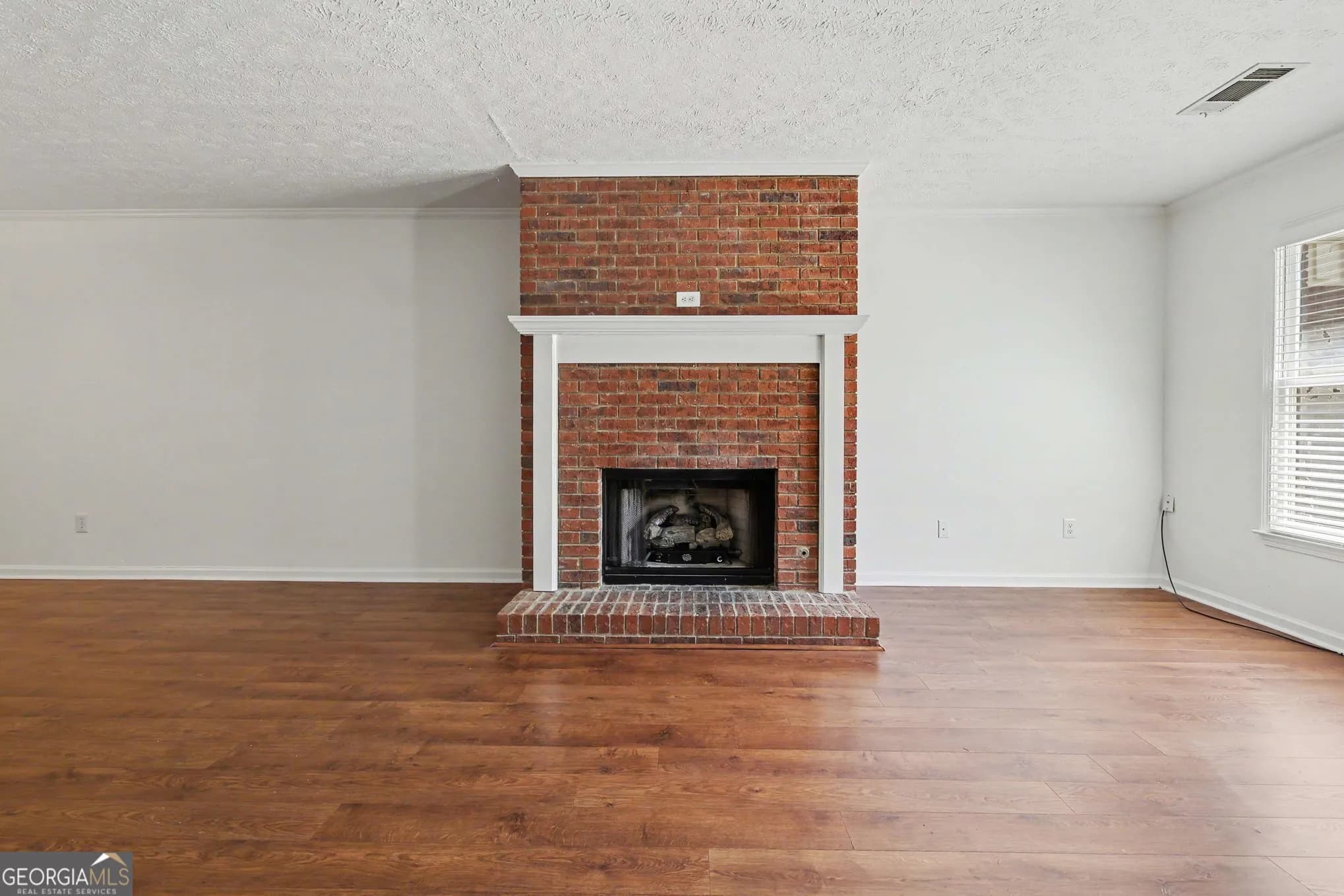 6190 Douglas Manor Ct — photo 33 of 35