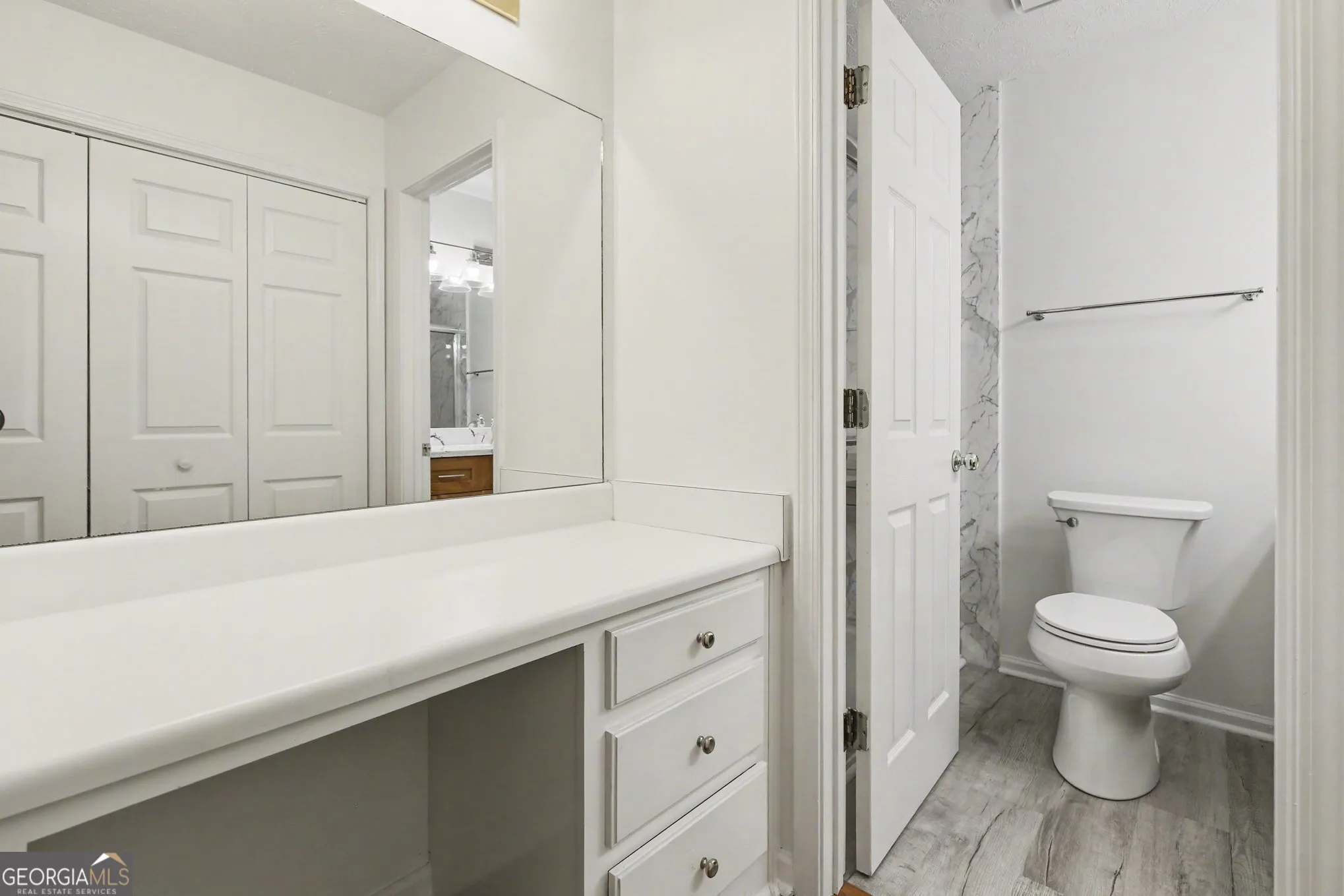 6190 Douglas Manor Ct — photo 8 of 35