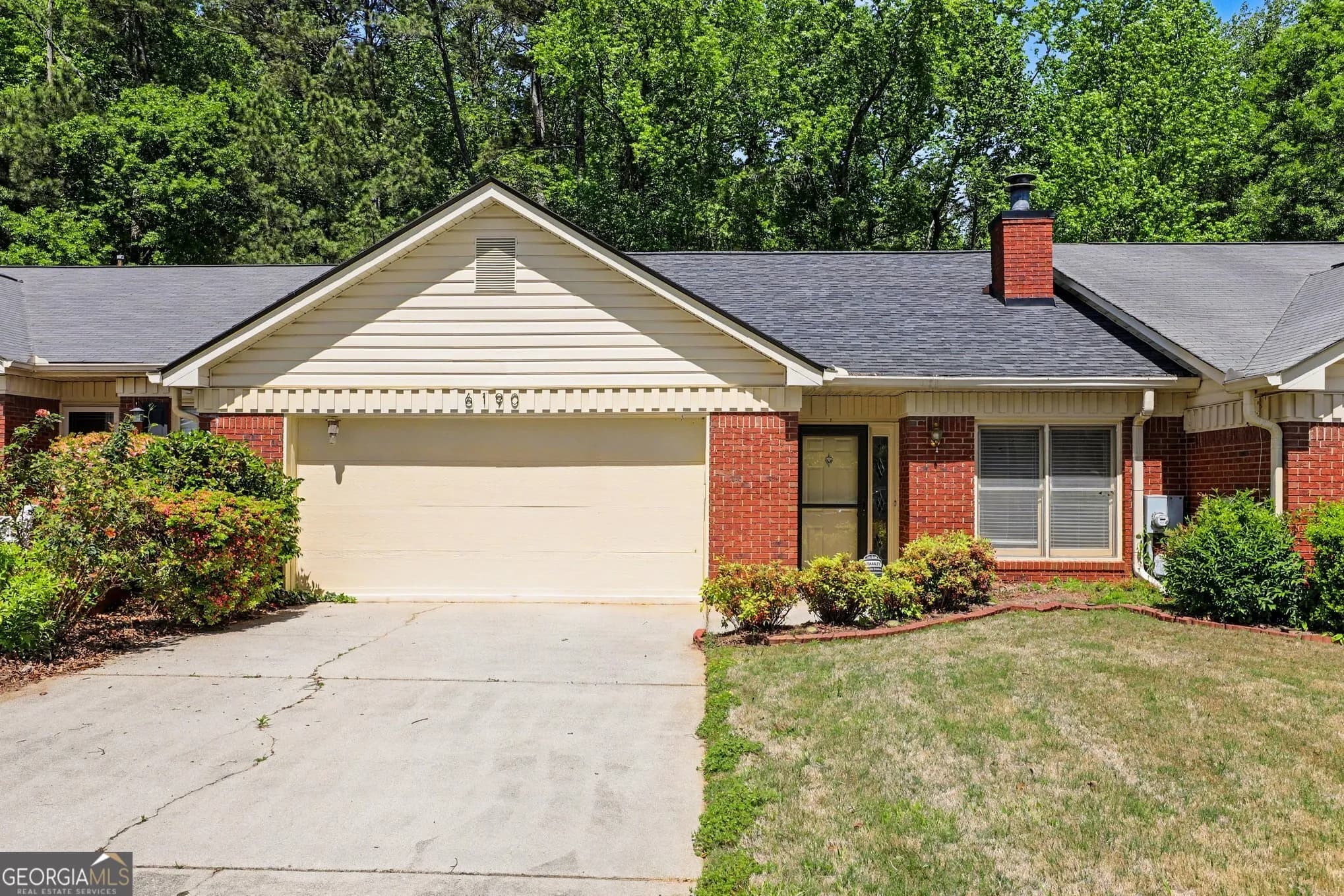 6190 Douglas Manor Ct, Douglasville