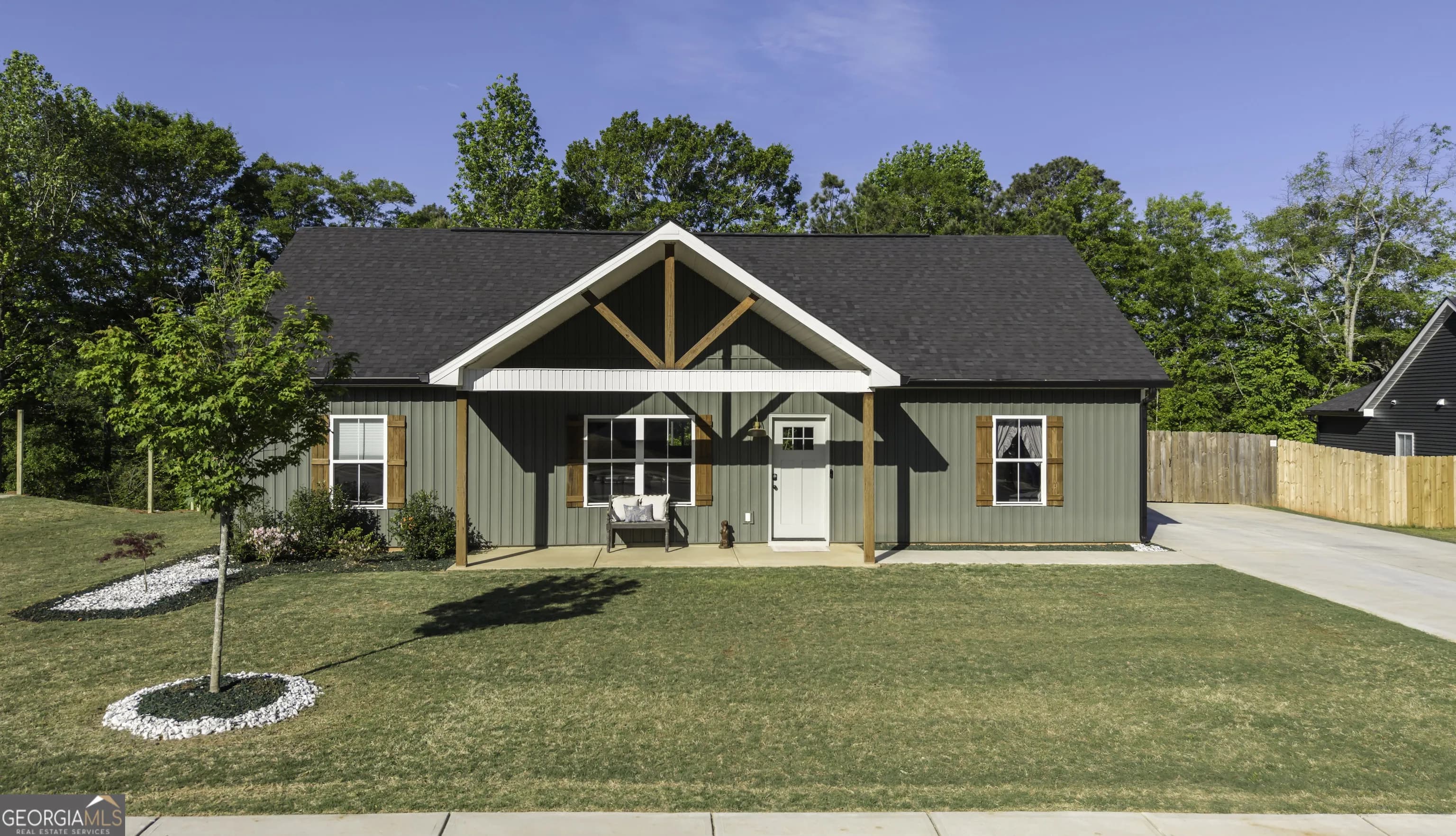 153 Addie Jane Ln, Buchanan