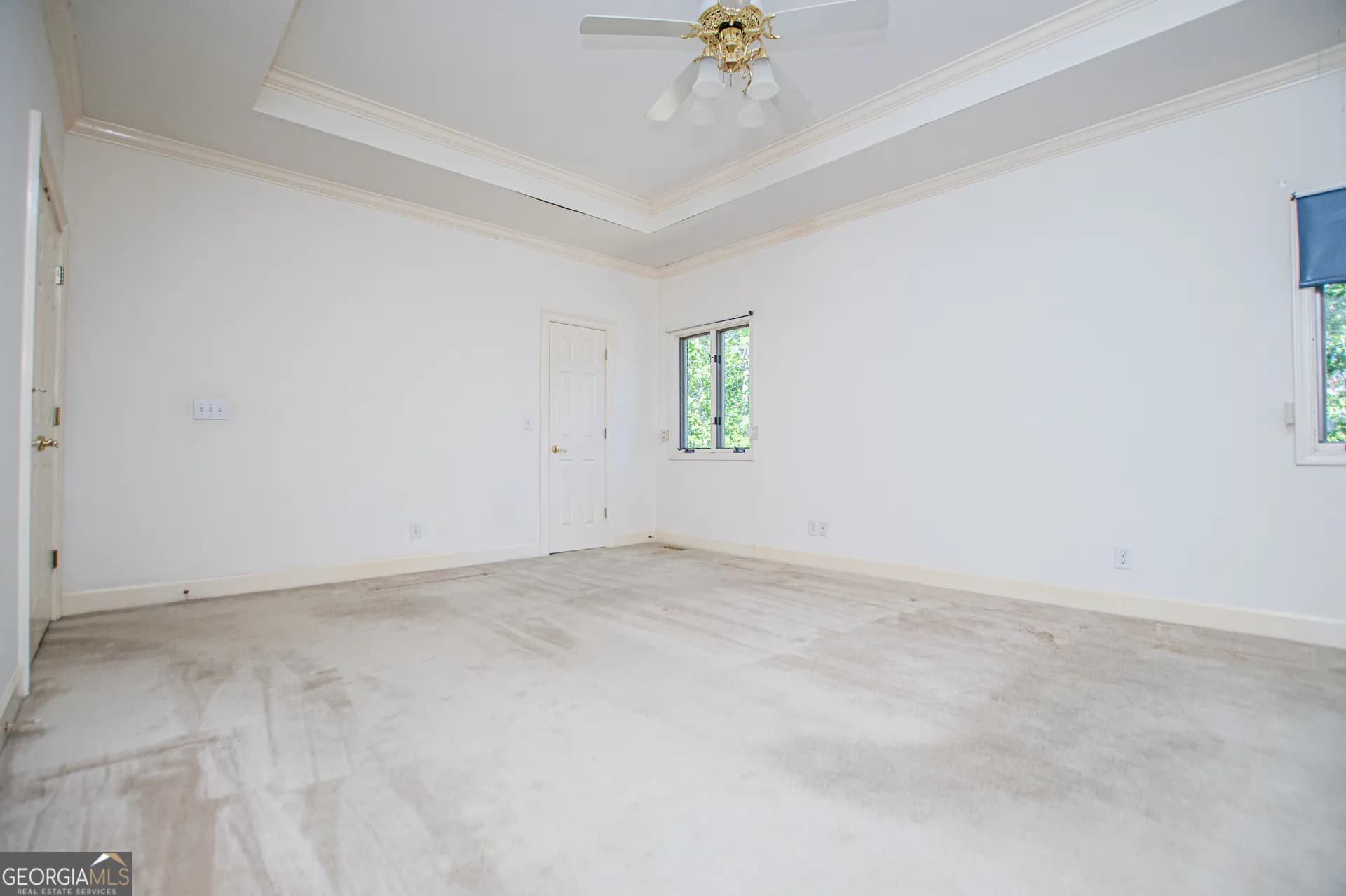 7378 N Mitchell Ct — photo 42 of 115