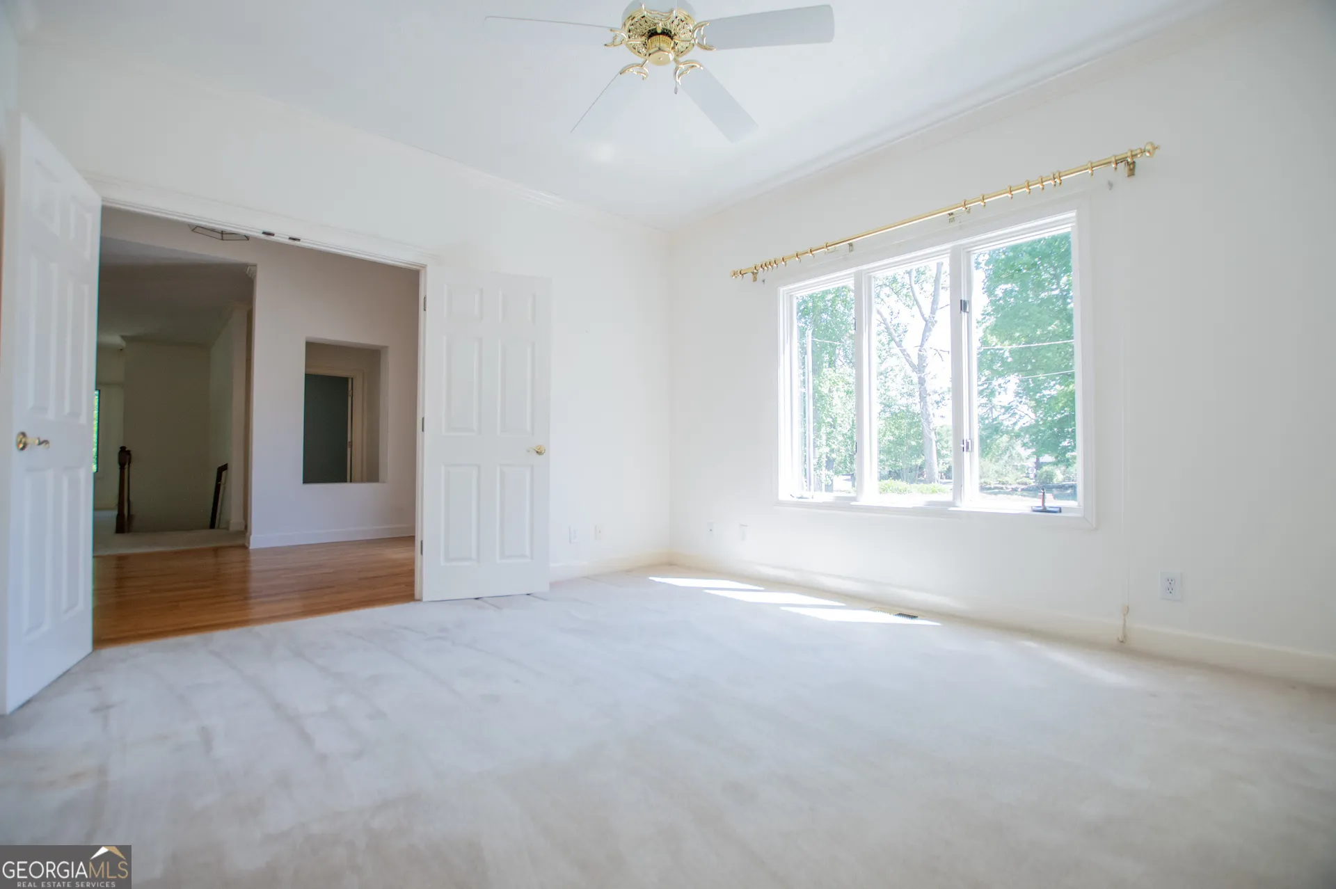 7378 N Mitchell Ct — photo 94 of 115